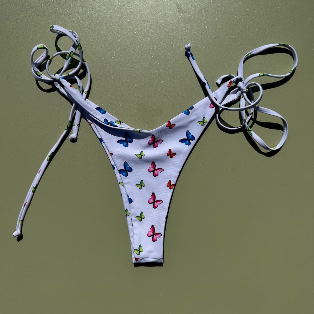 Berry Beachy Butterfly Bikini Bottom (Size S) - Picture 4 of 5